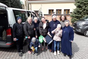 100 dni pomocy Sióstr Służebniczek NMP NP uchodźcom z Ukrainy