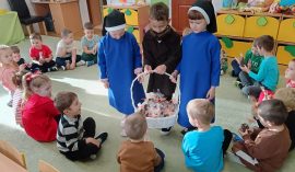 Edmundzie do nieba wskazuj szlak